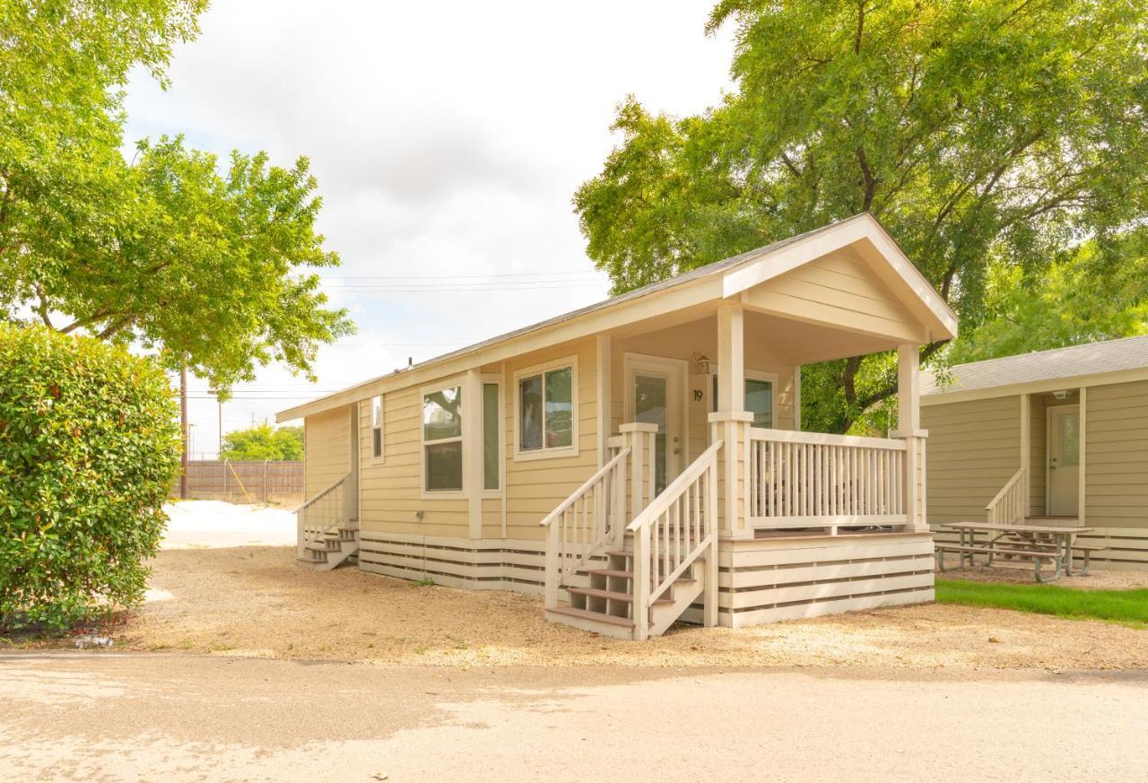 Austin Lone Star Rv Resort Luaran gambar